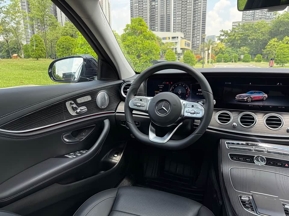 Mercedes-Benz E-class Mercedes-Benz E-class