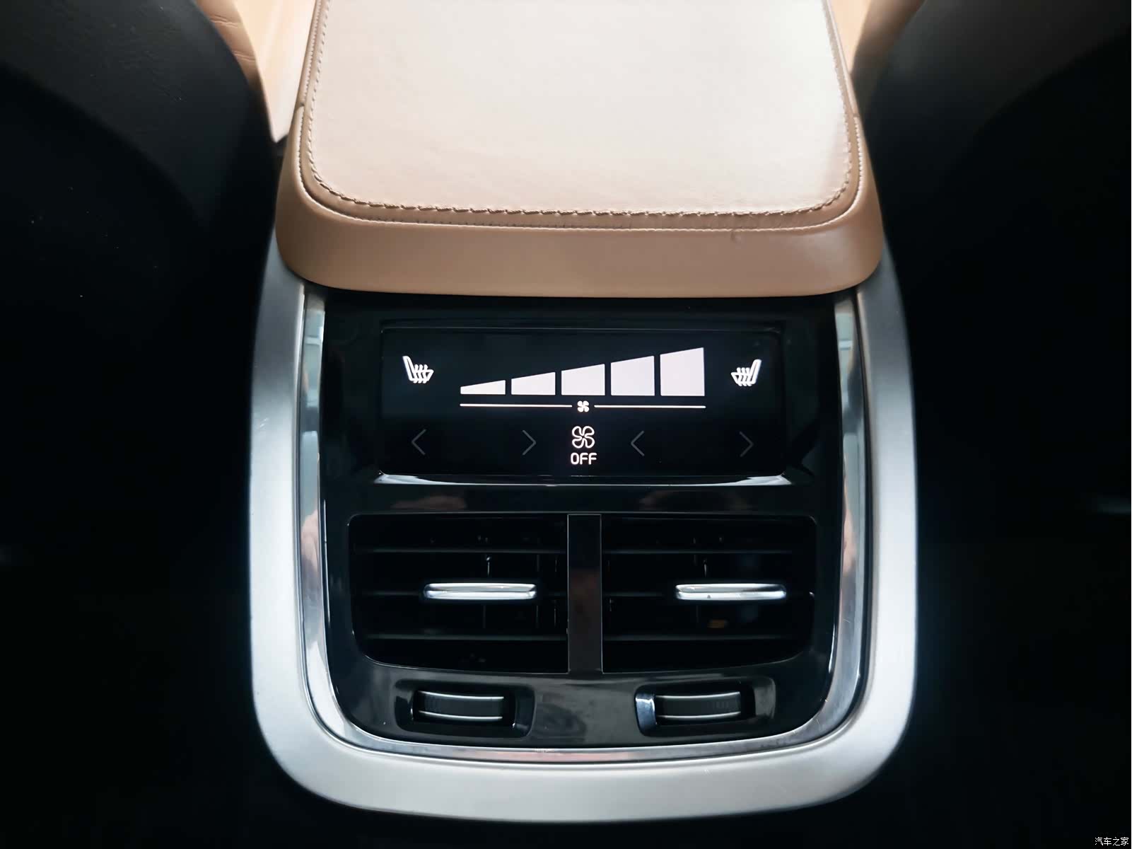 Volvo XC90, 2015 15