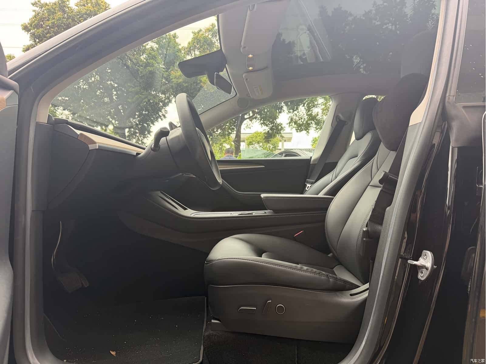 Tesla Model Y, 2022 8