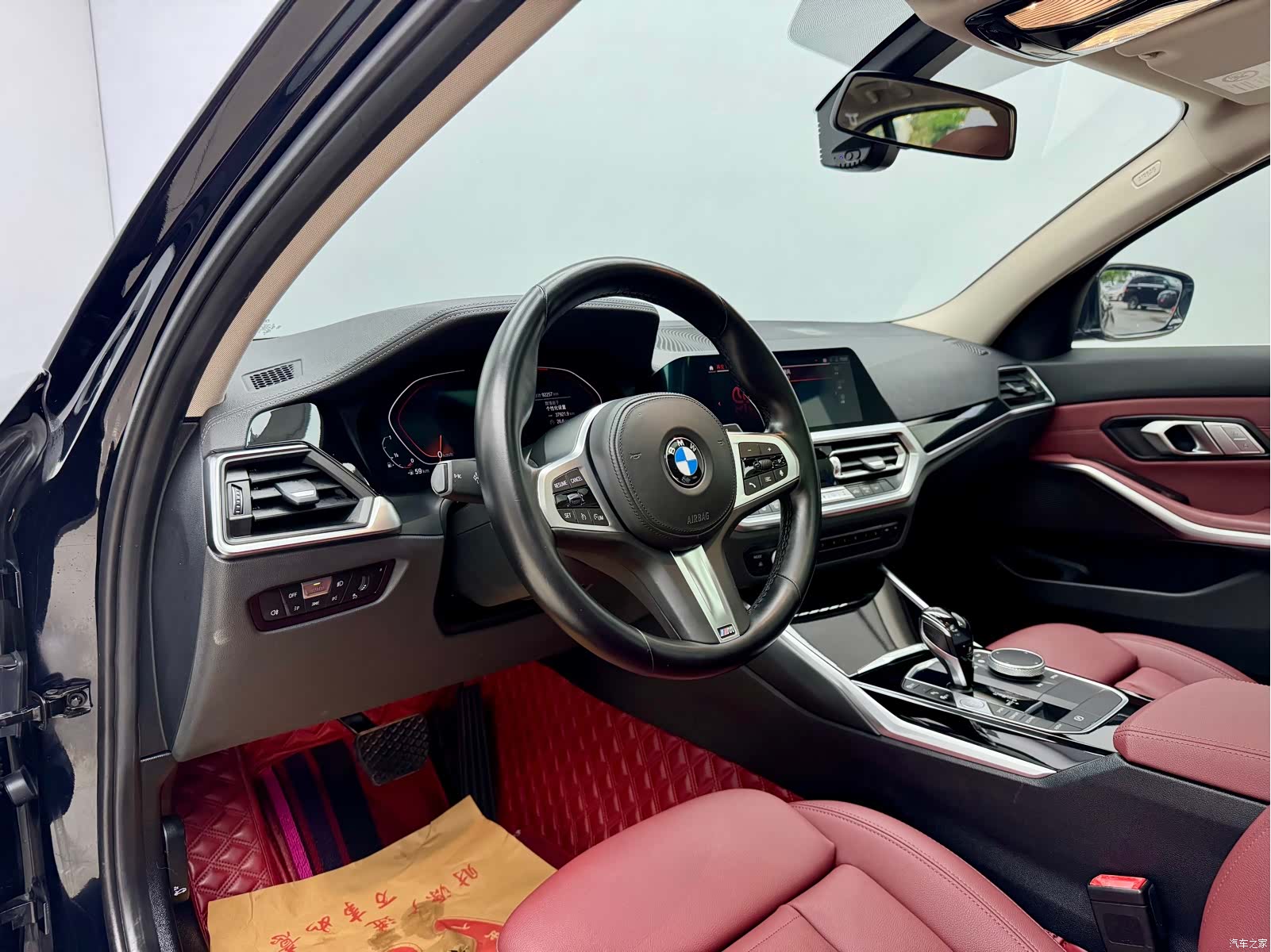 BMW 3 Series, 2021 все фото