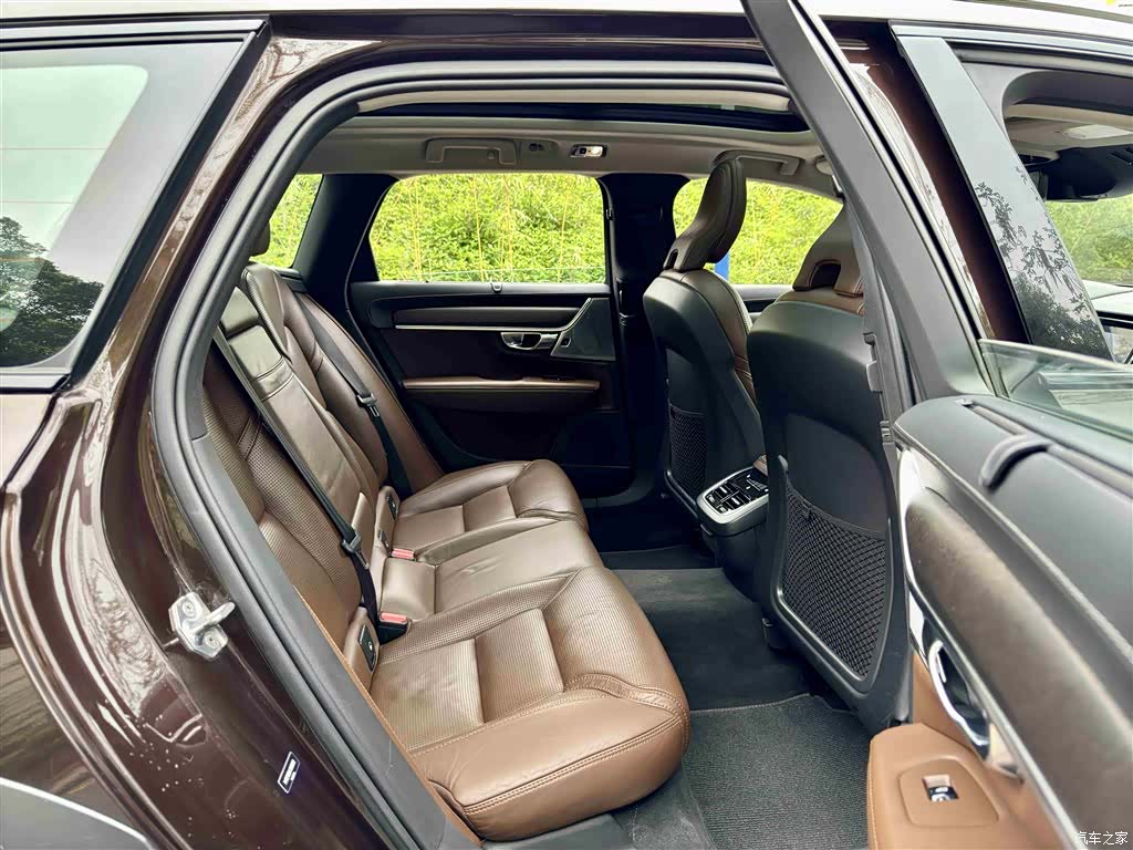 Volvo V90, 2019 все фото