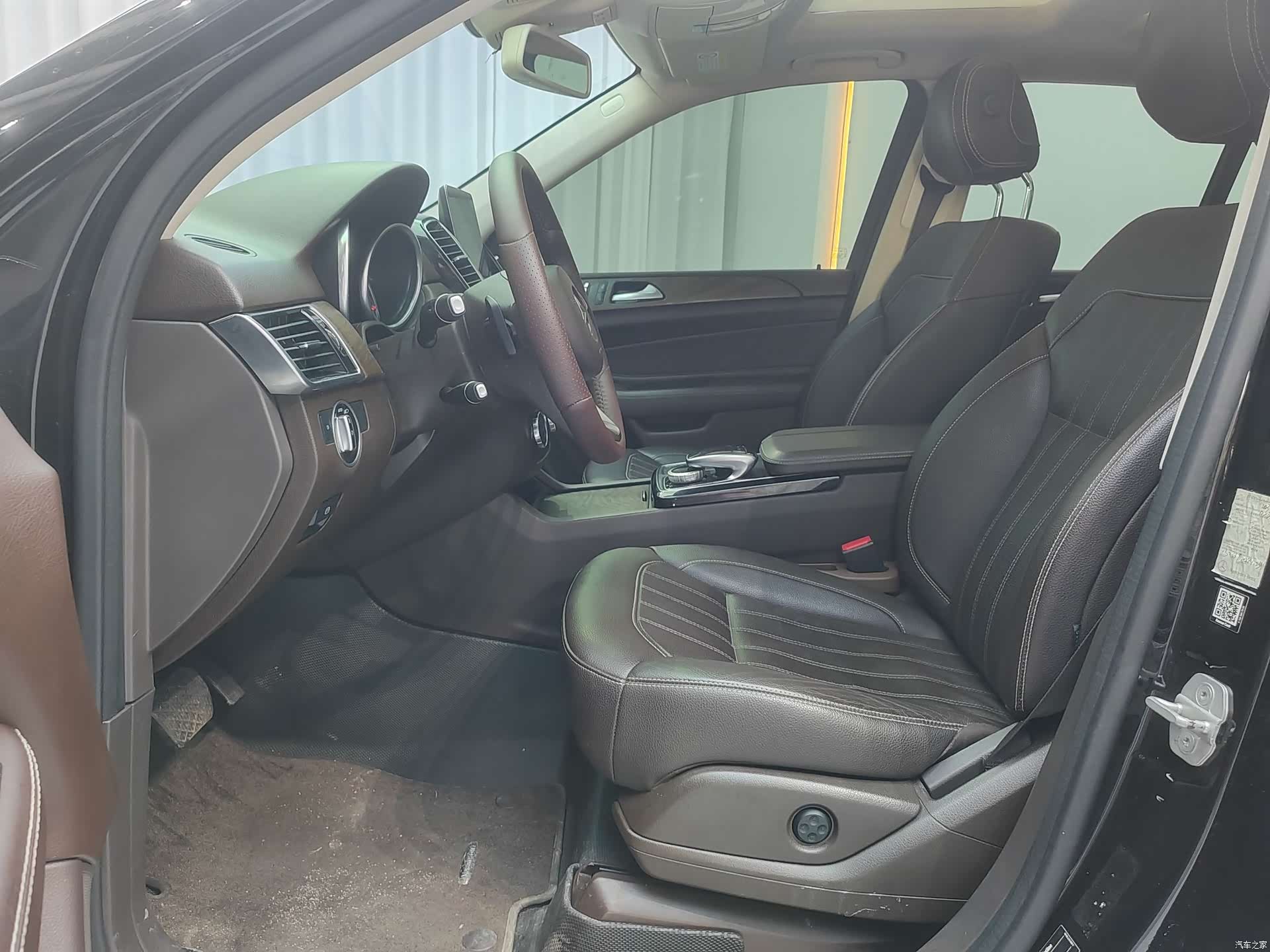 Mercedes-Benz GLE, 2016 4