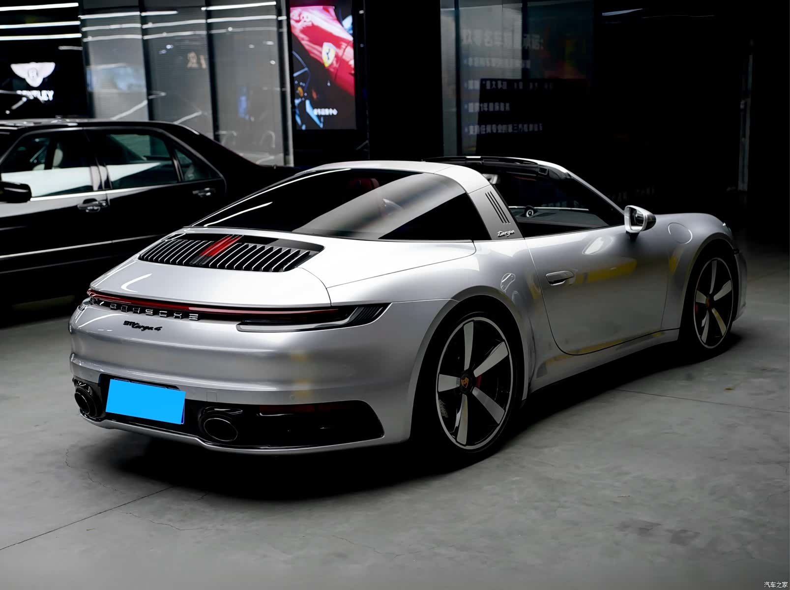 Porsche 911, 2021 4