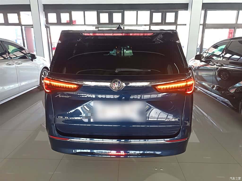 Buick GL8, 2022 6