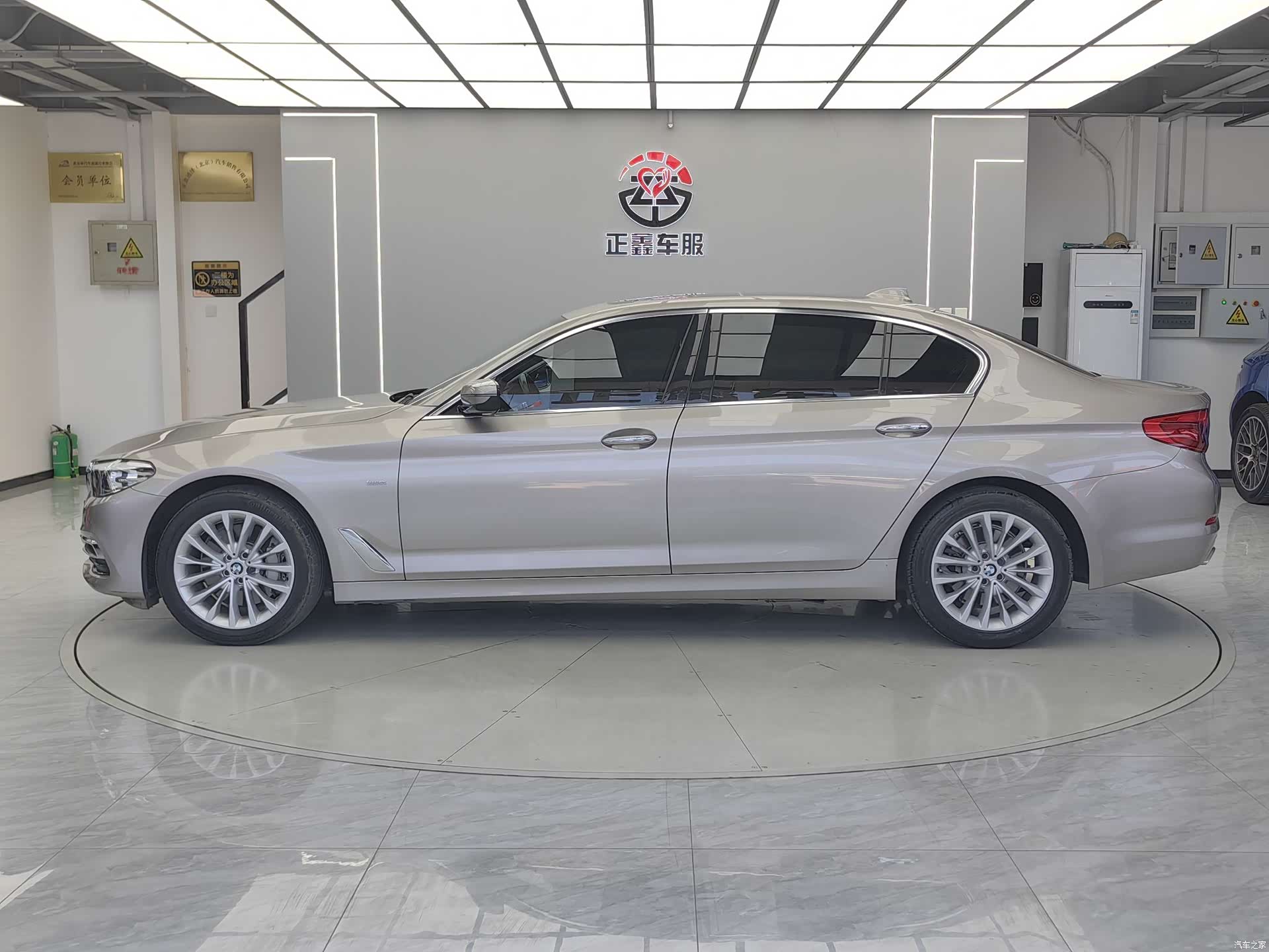 BMW 5 Series, 2018 4