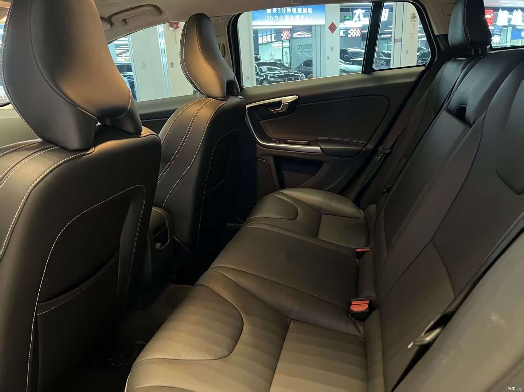Volvo V60, 2016 7