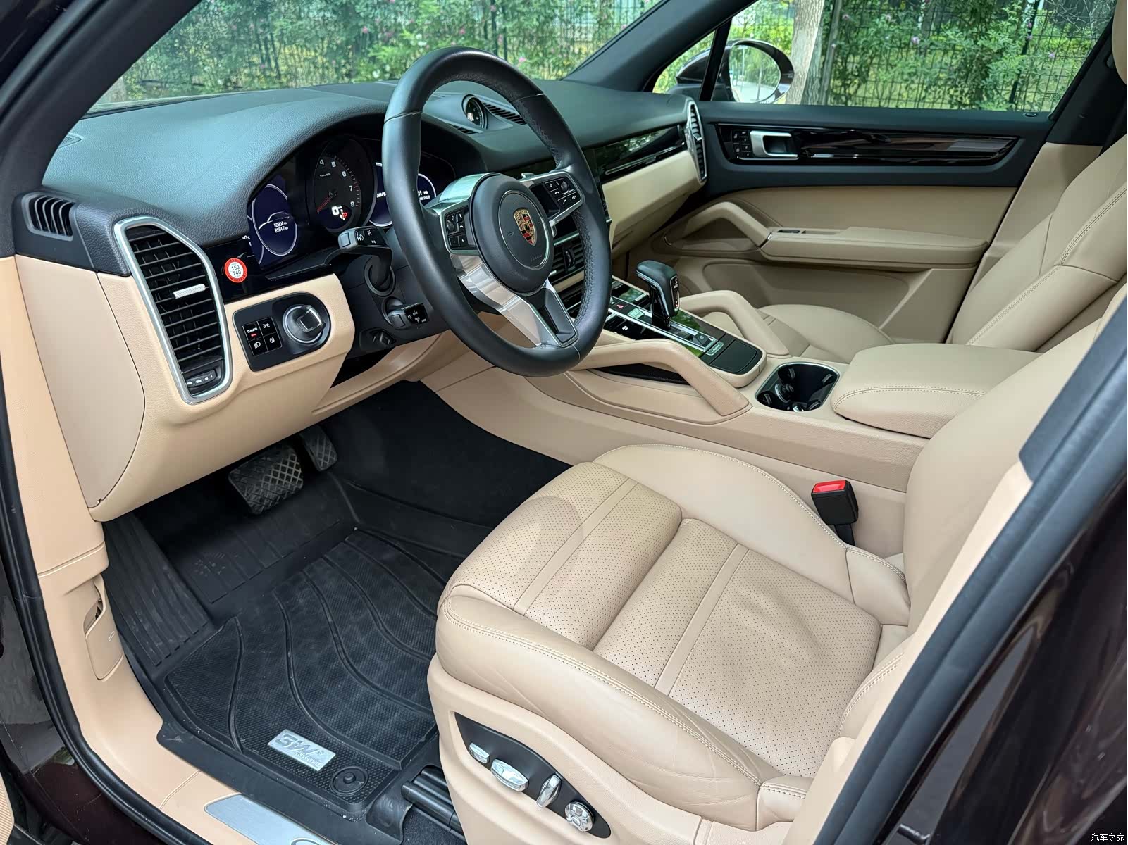 Porsche Cayenne, 2020 все фото