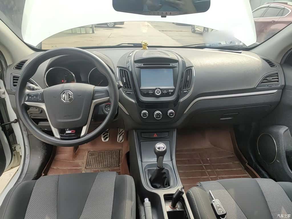 MG MG5, 2015 3