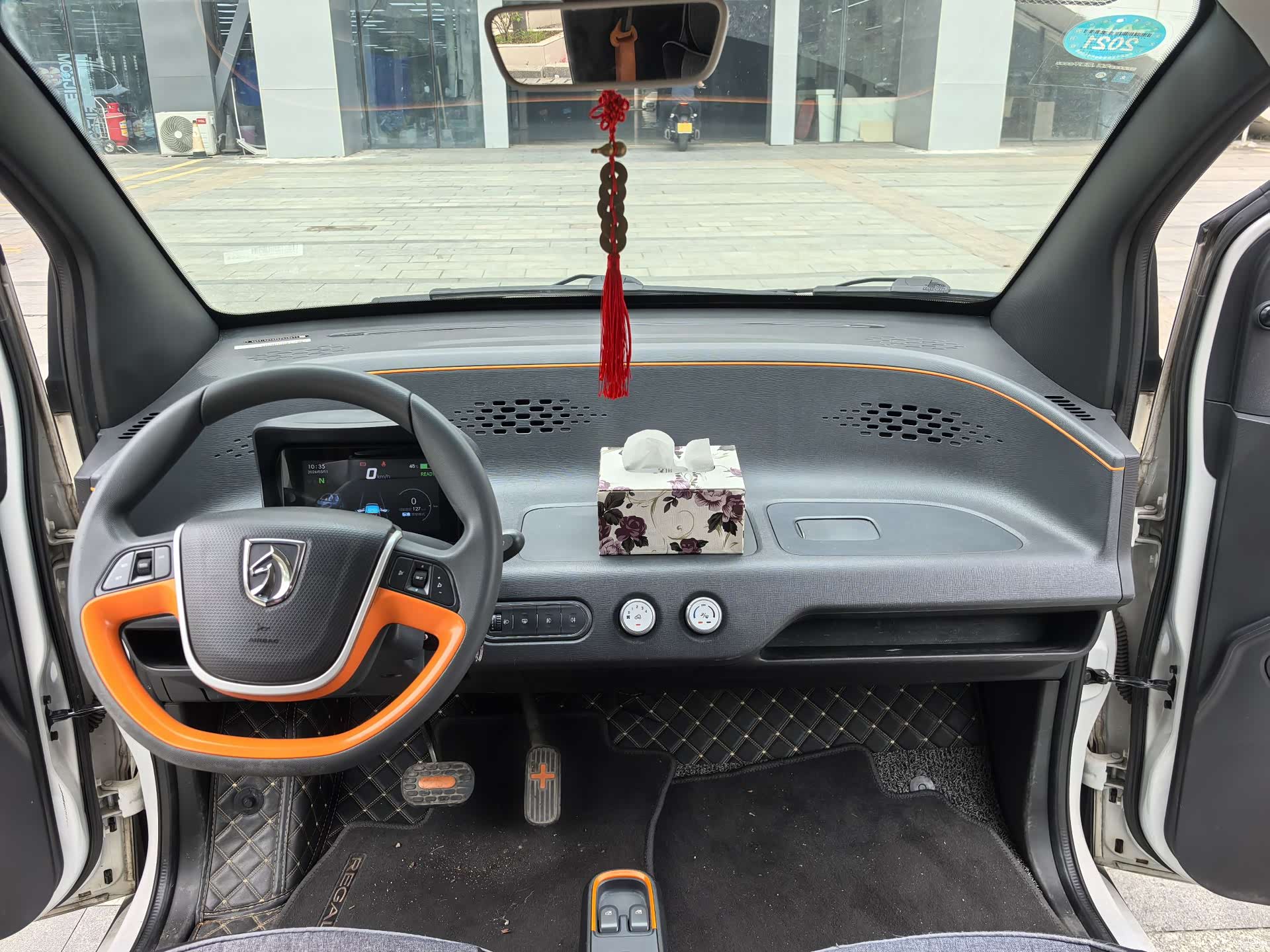 Wuling E100, 2019 9