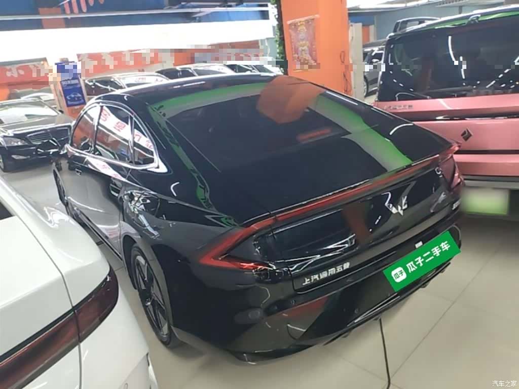 Wuling Starlight, 2024 все фото