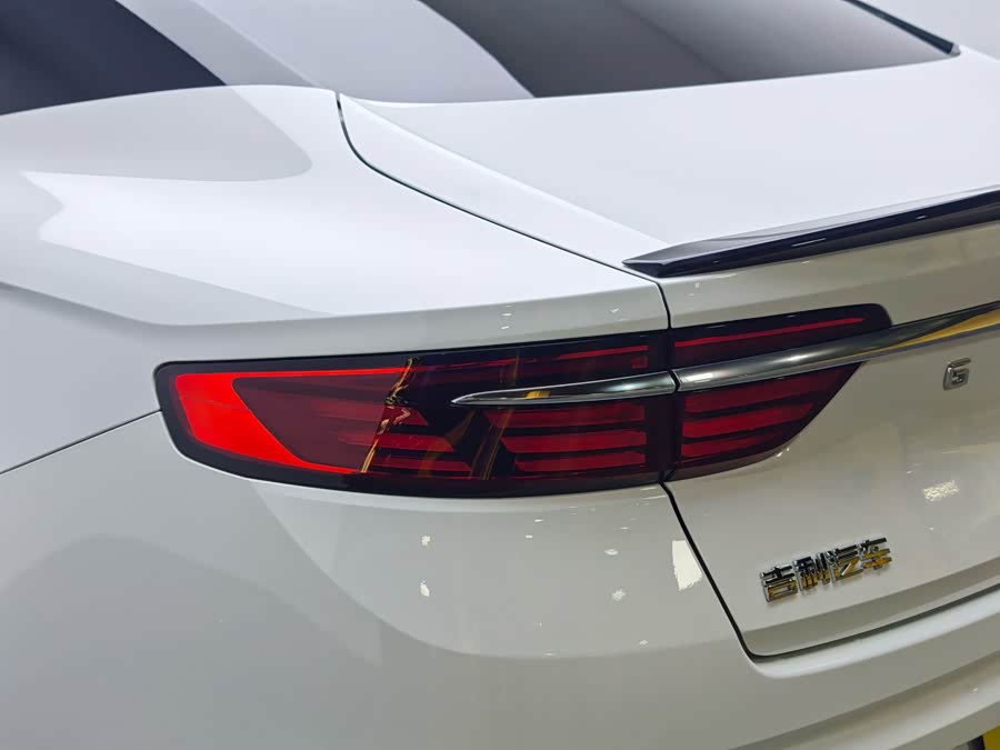 Geely Preface 2024, фото 7