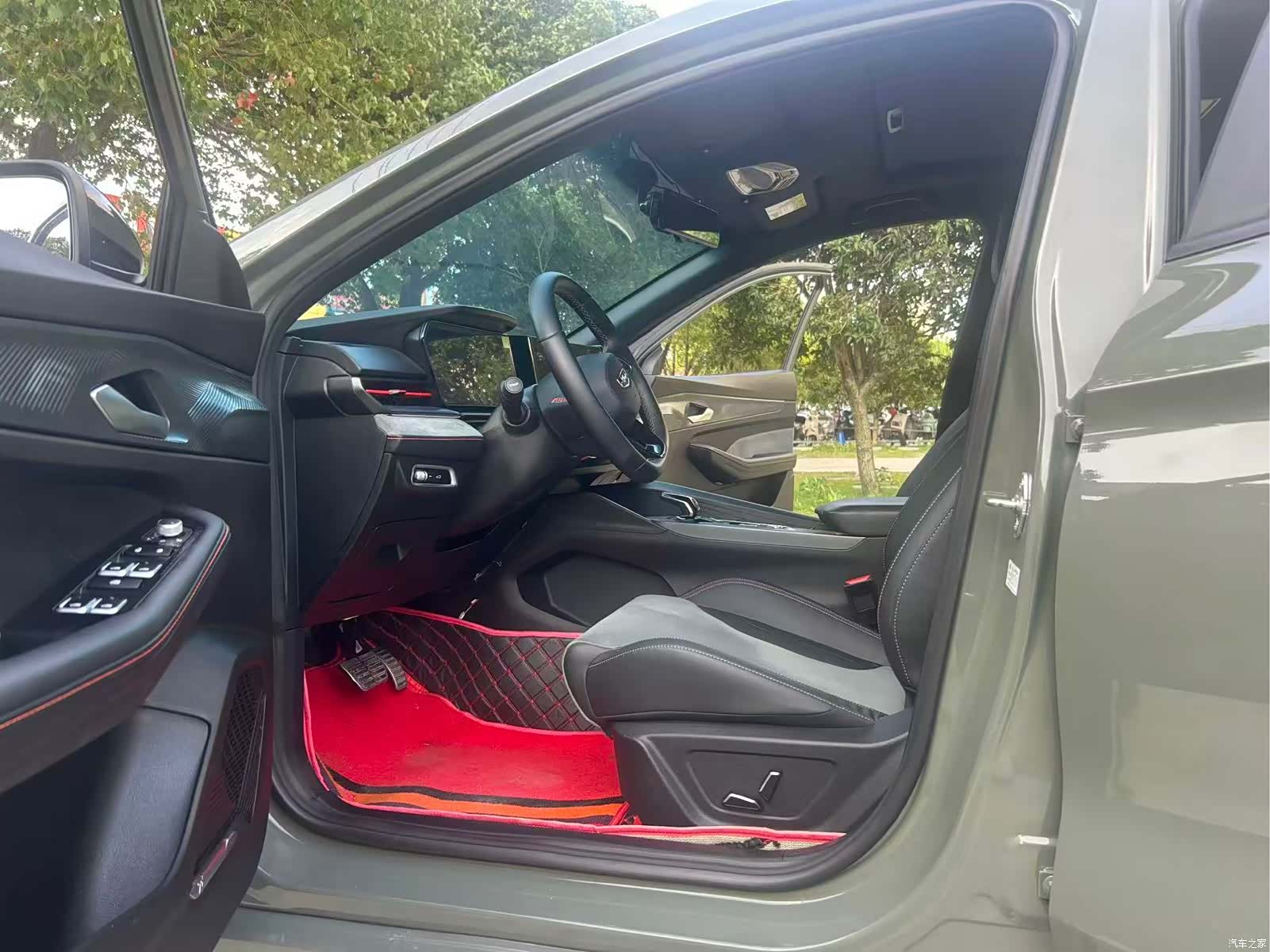 Geely Binray, 2023 12