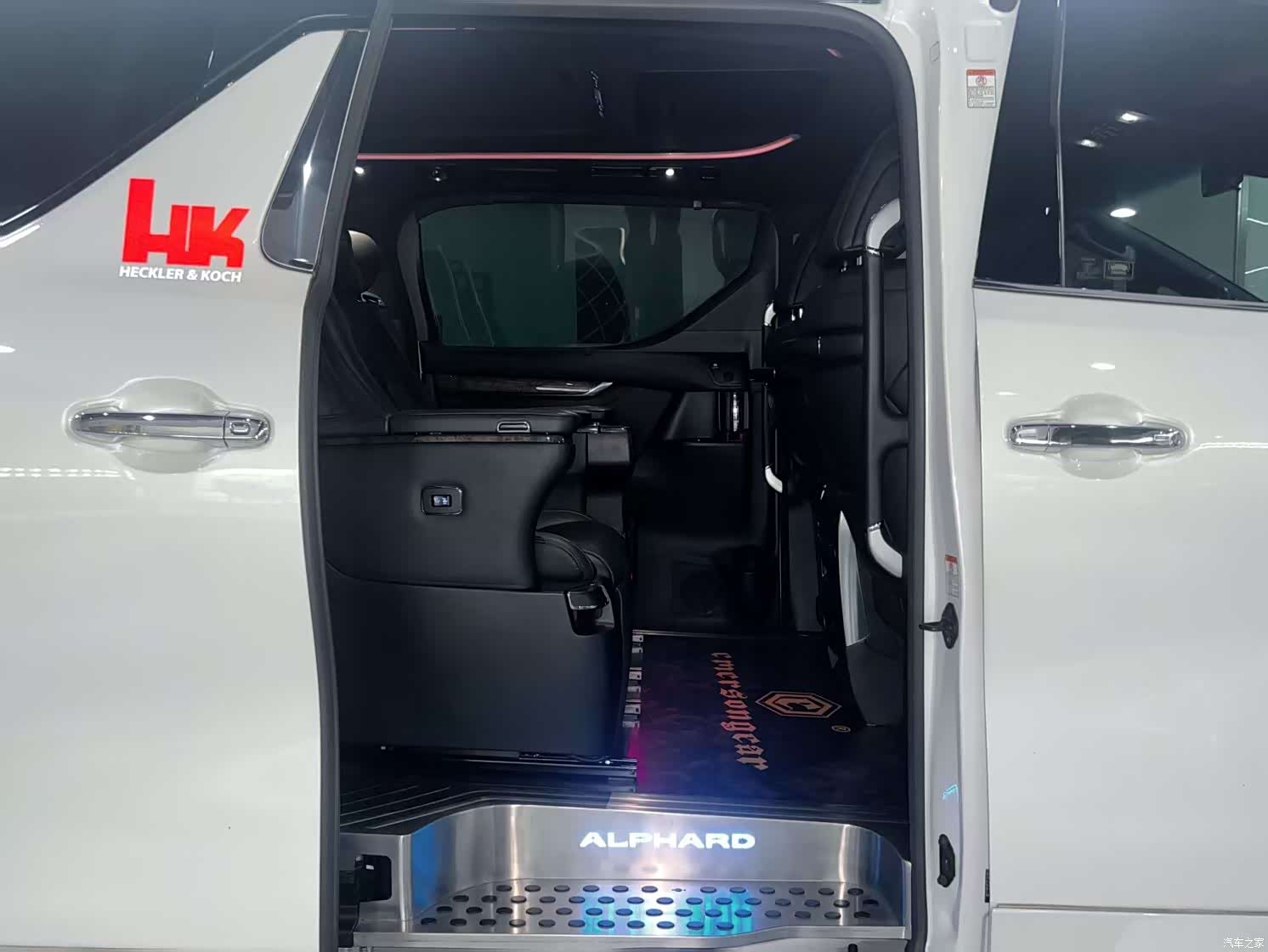 Toyota Alphard, 2020 8
