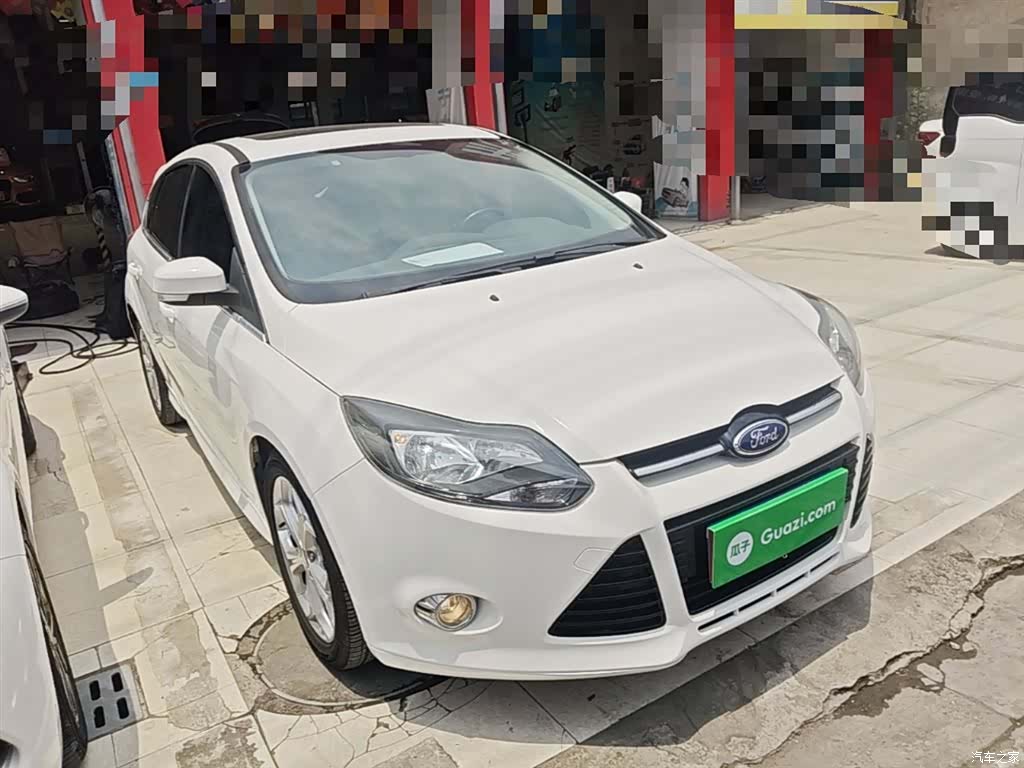 Ford Focus, 2015 4