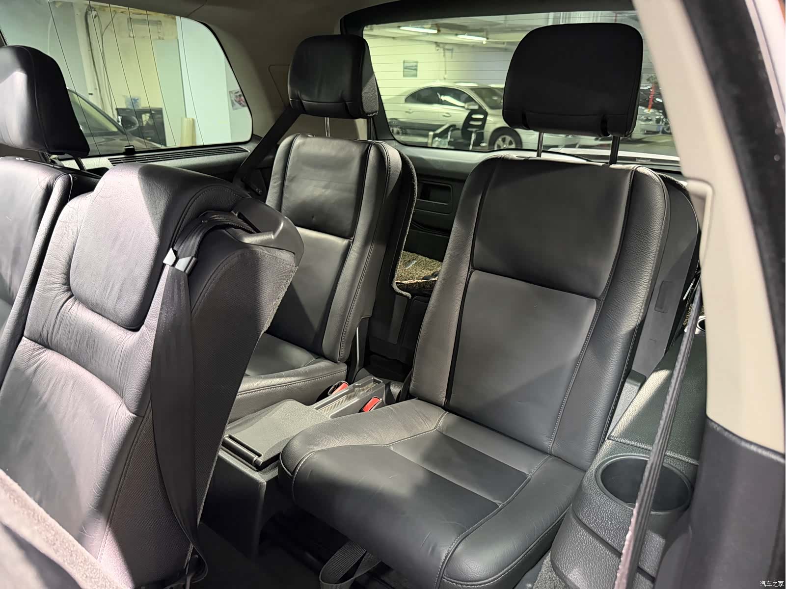 Volvo XC90, 2009 11
