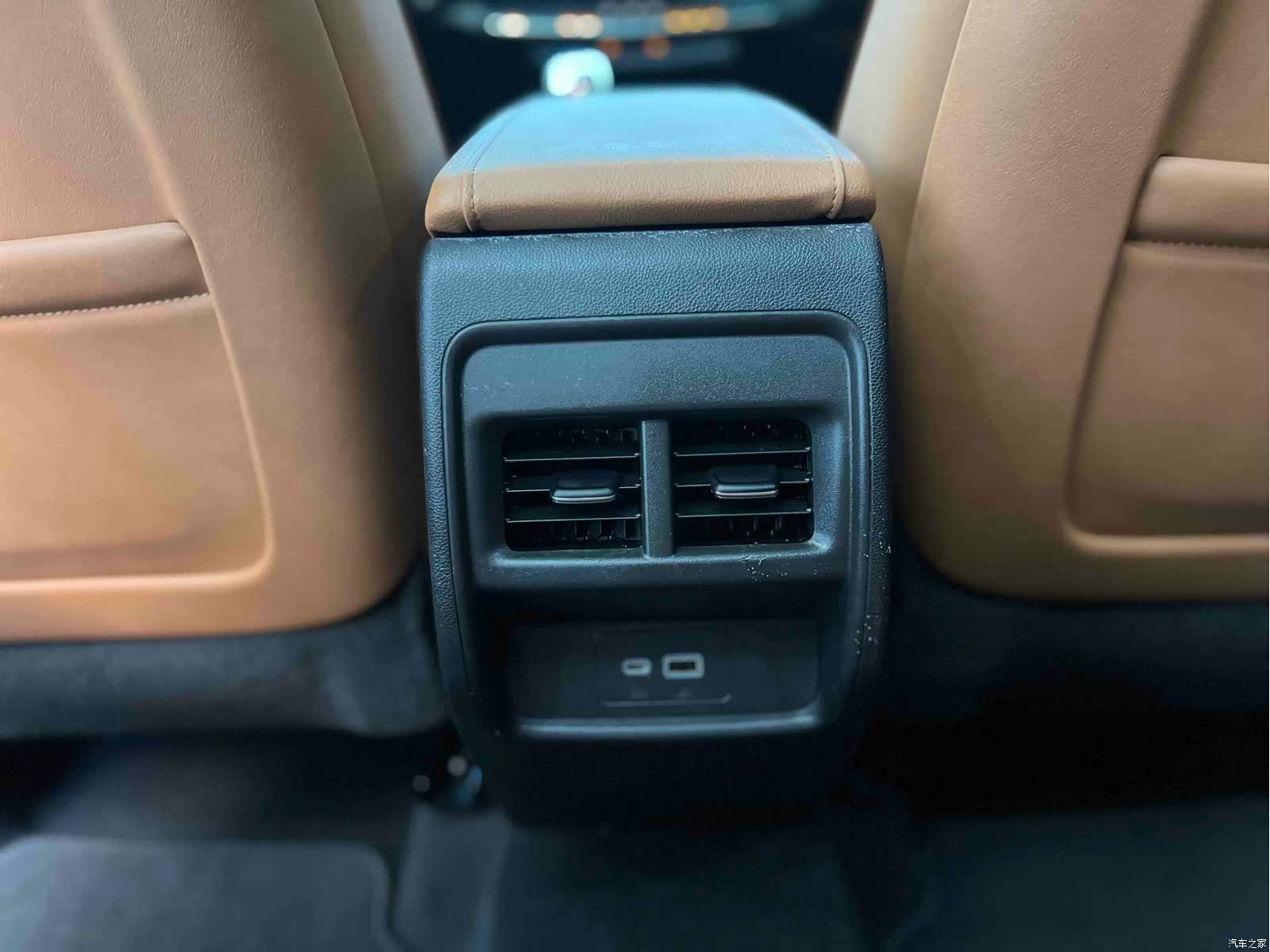 Cadillac XT4, 2023 28