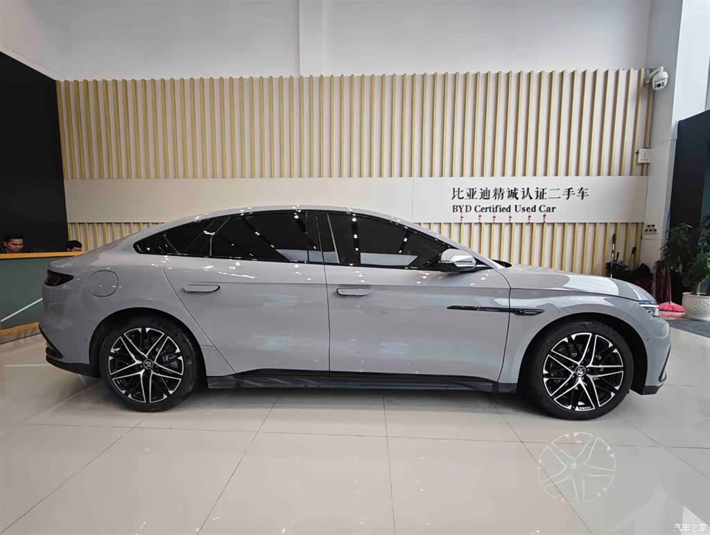BYD Han, 2025 4