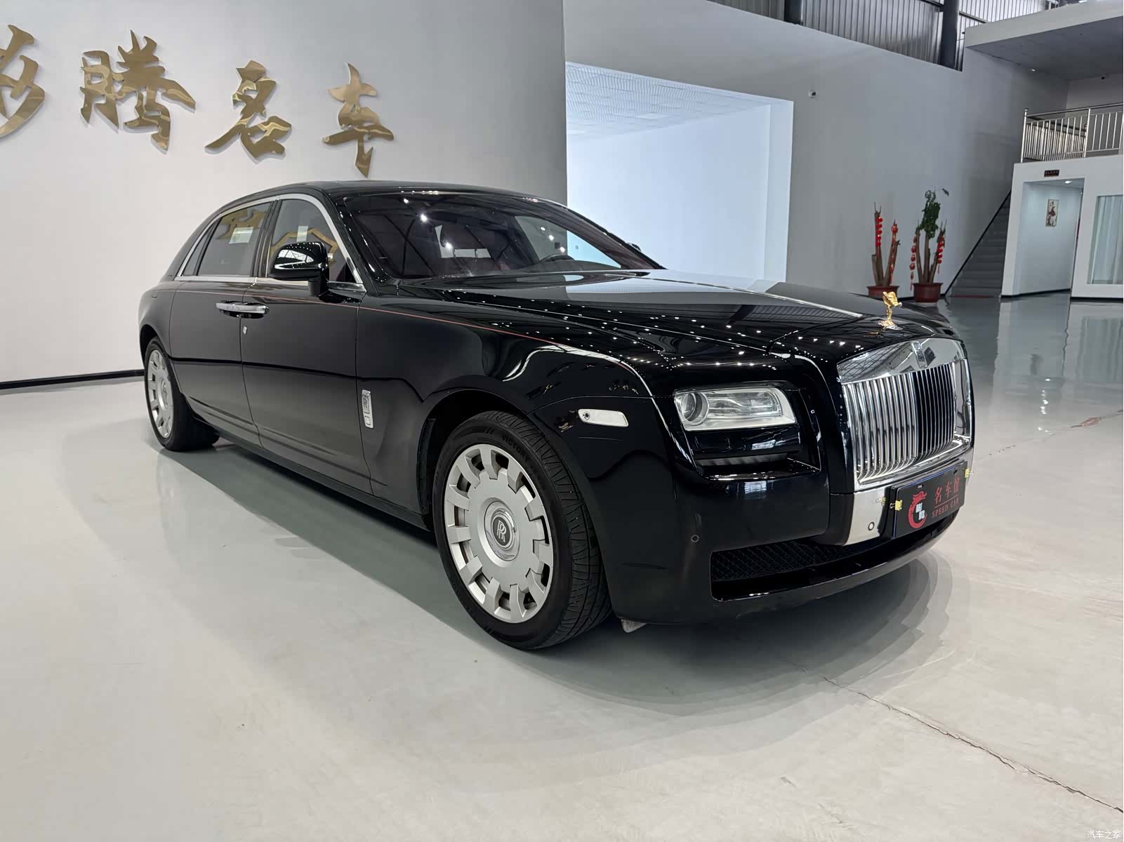 Rolls-Royce Ghost, 2012 8
