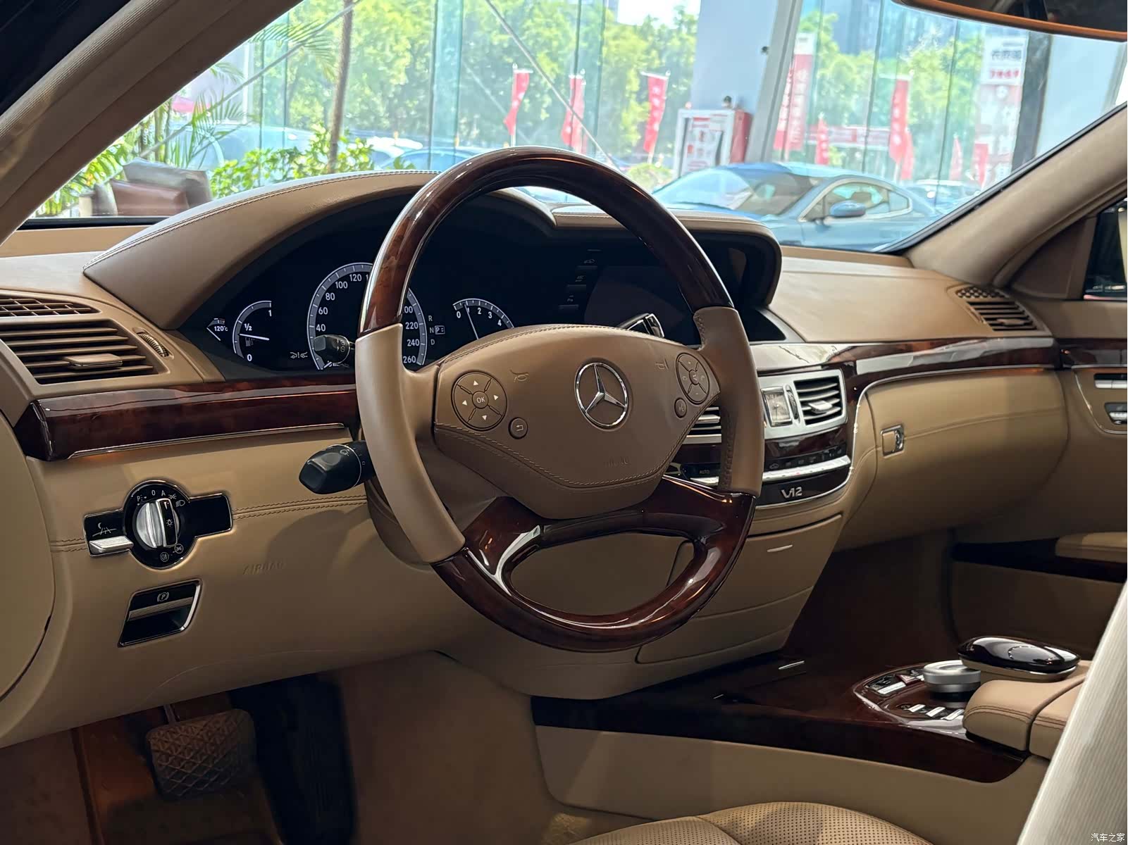Mercedes-Benz S-Class, 2012 12