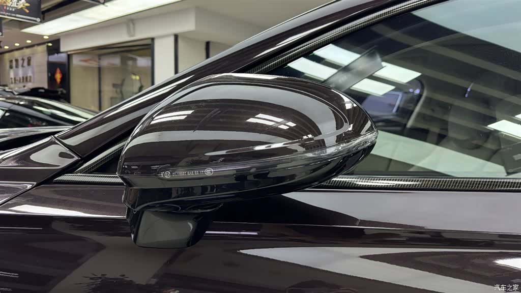 Bentley Flying Spur, 2021 7