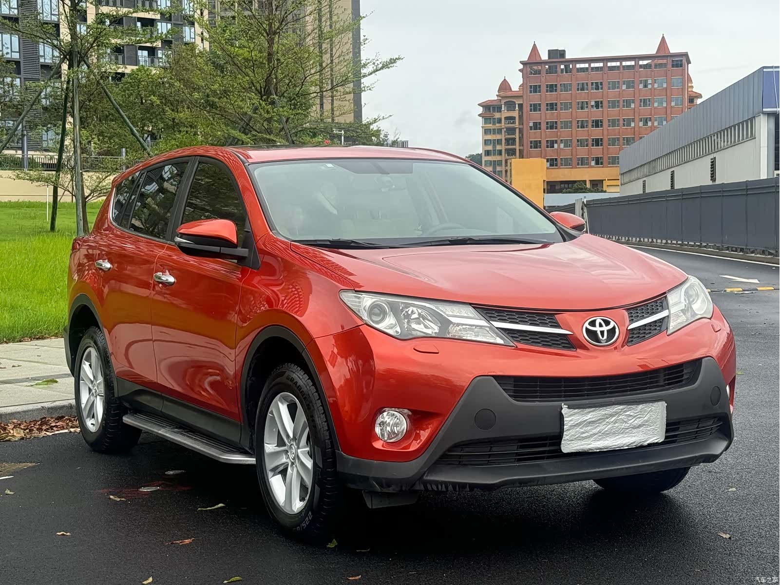 Toyota RAV4, 2015 3