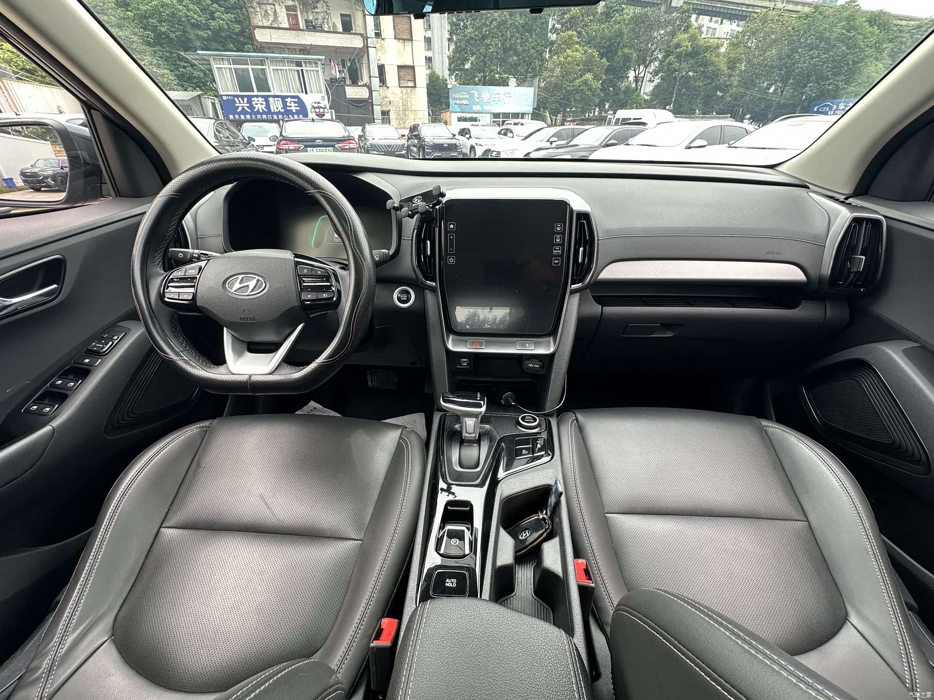 Hyundai ix35, 2022 15