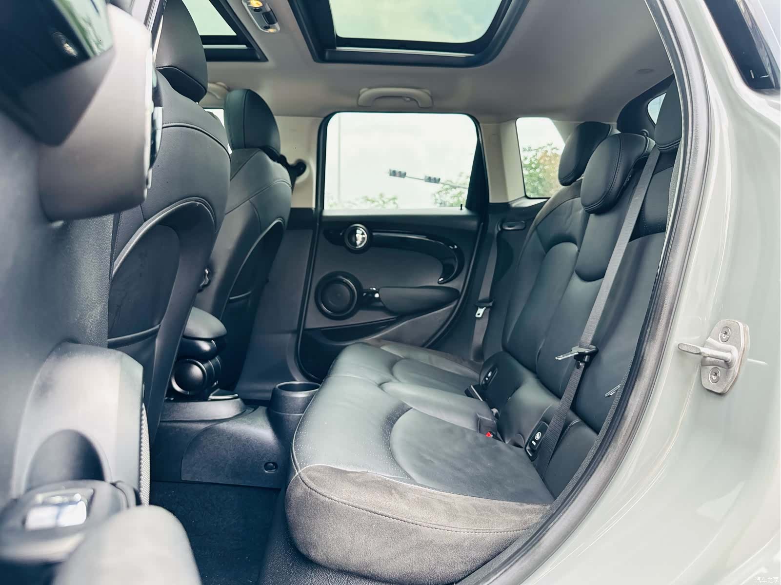 Mini Cooper, 2021 10