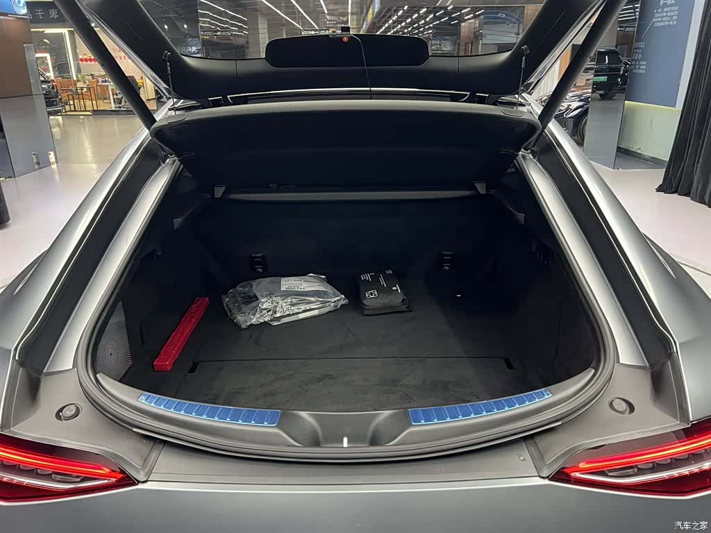 MG AMG, 2021 13