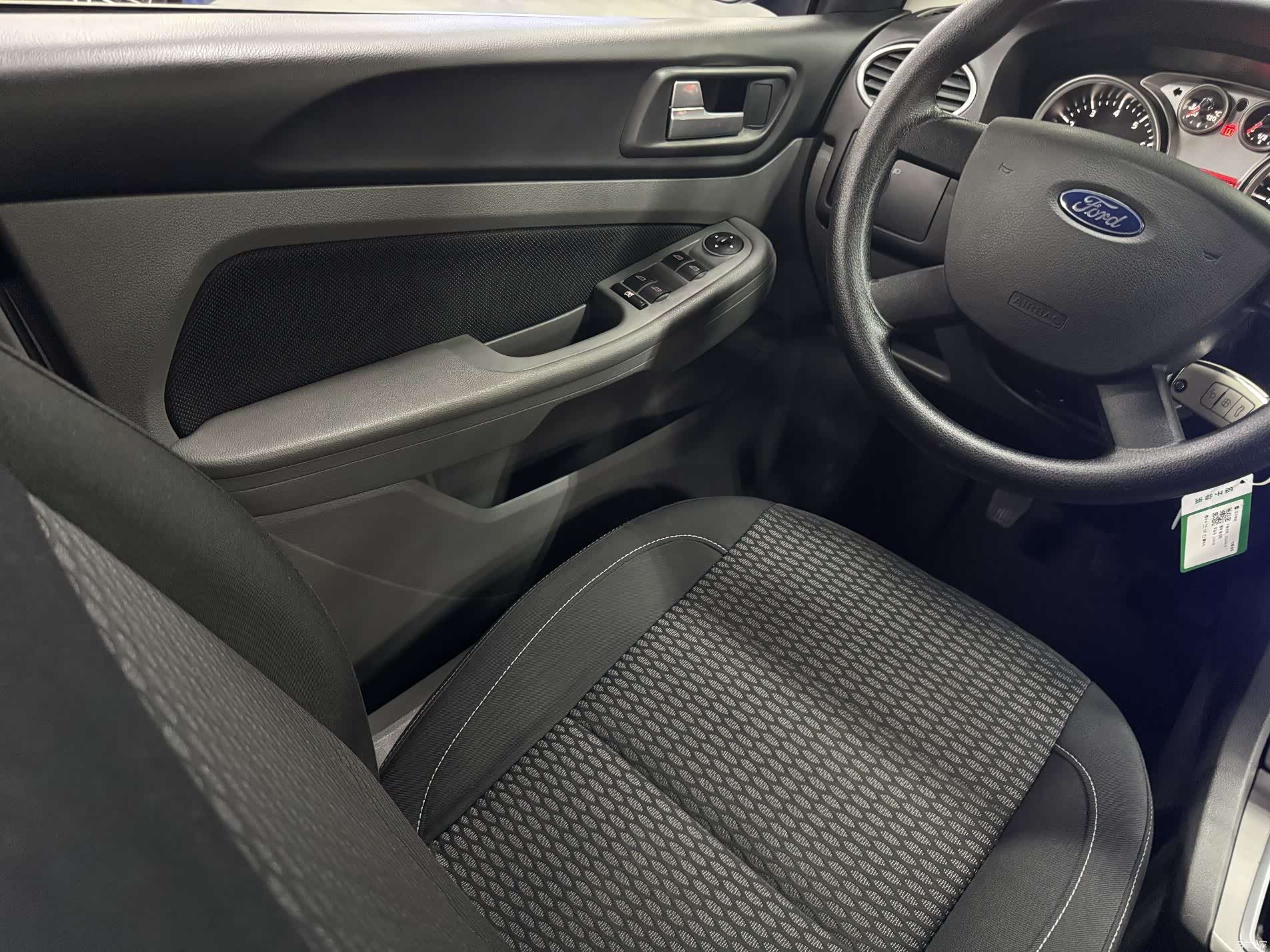 Ford Focus, 2016 16