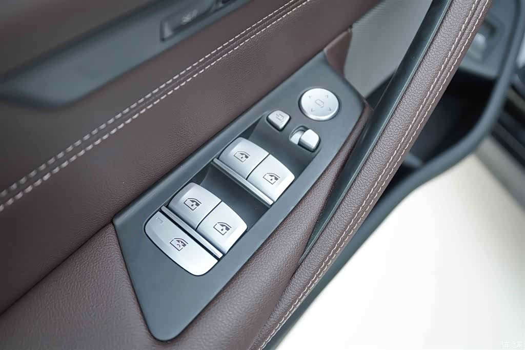 BMW 5 Series, 2024 все фото