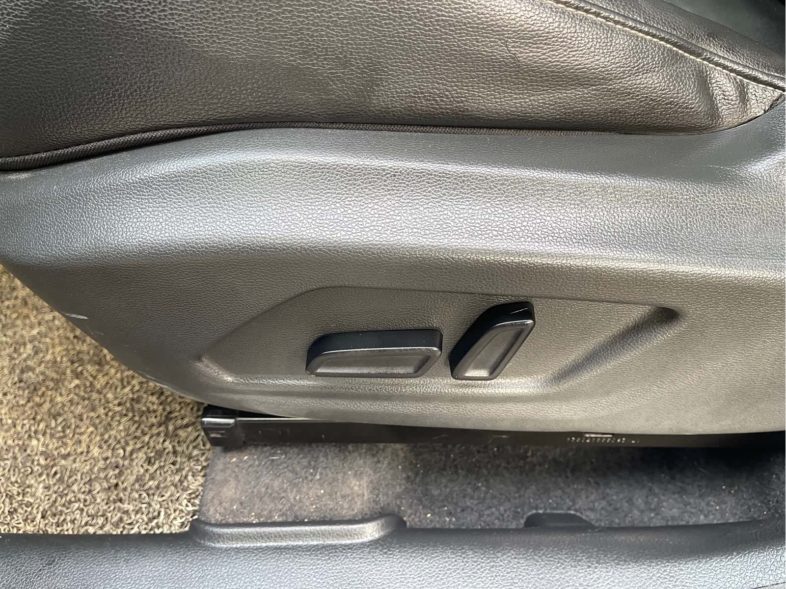 Roewe RX5, 2017 21