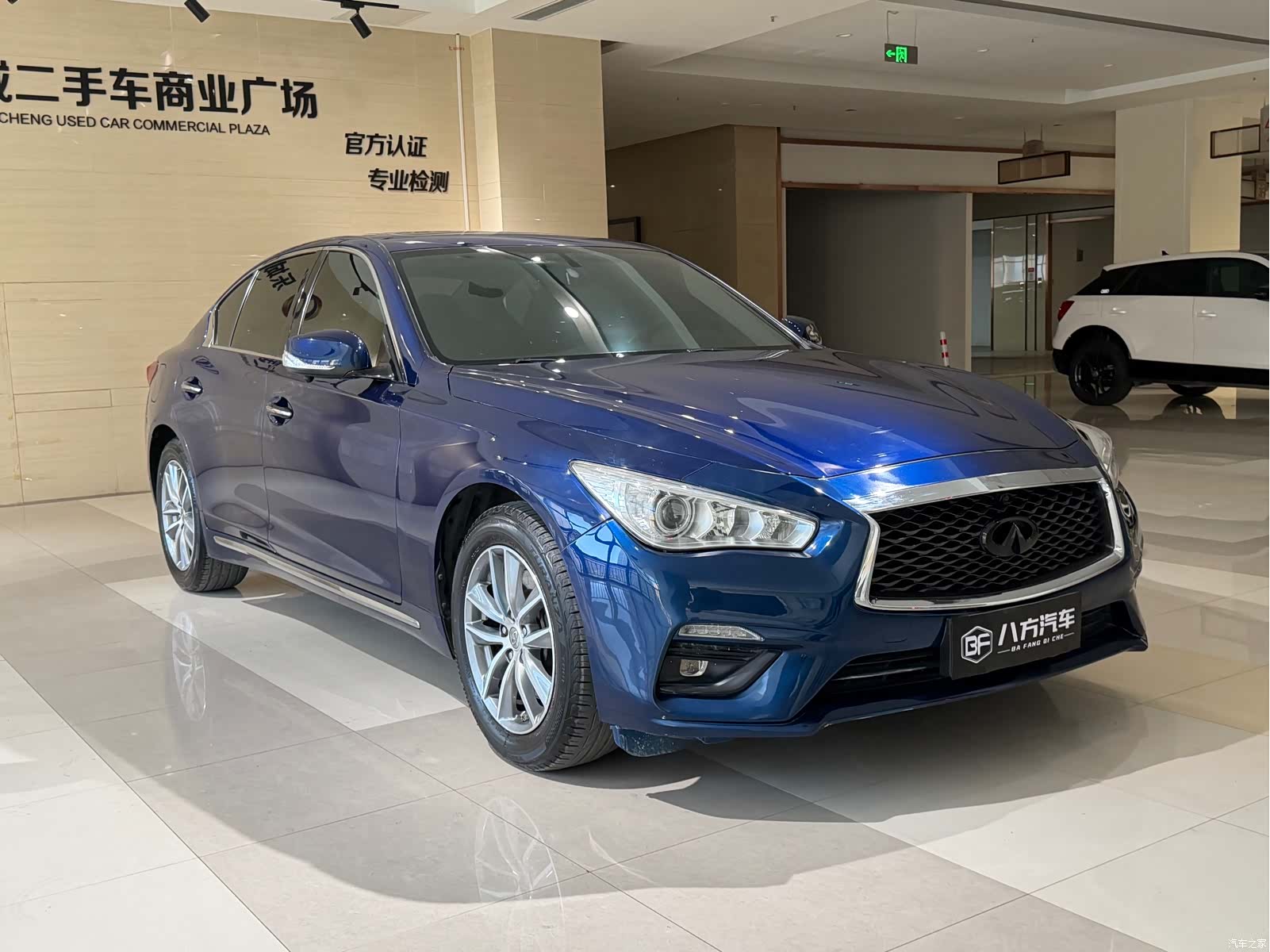 Infiniti Q50L, 2018 3