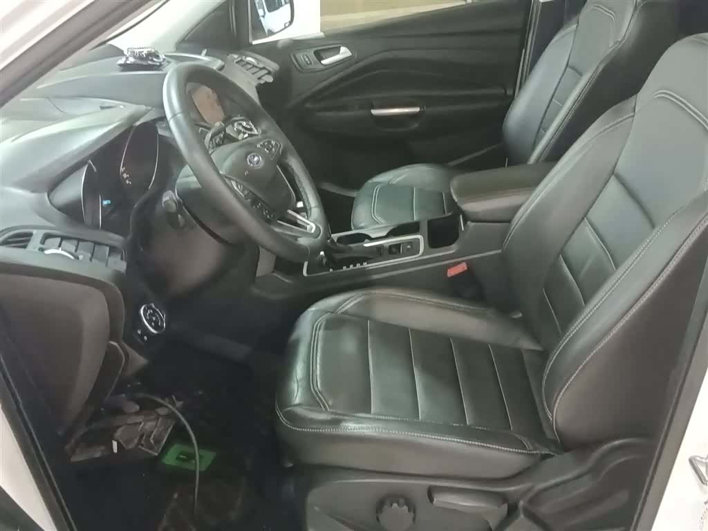 Ford Kuga, 2017 15