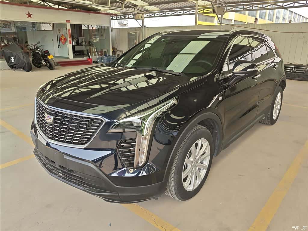 Cadillac XT4, 2021 2