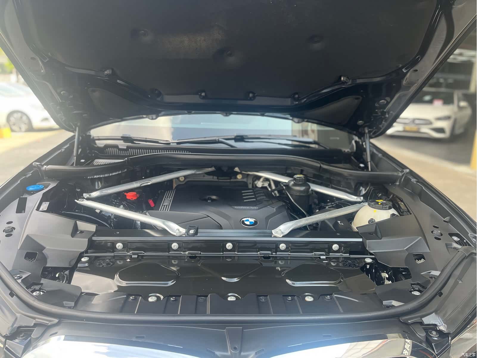 BMW X5, 2023 10