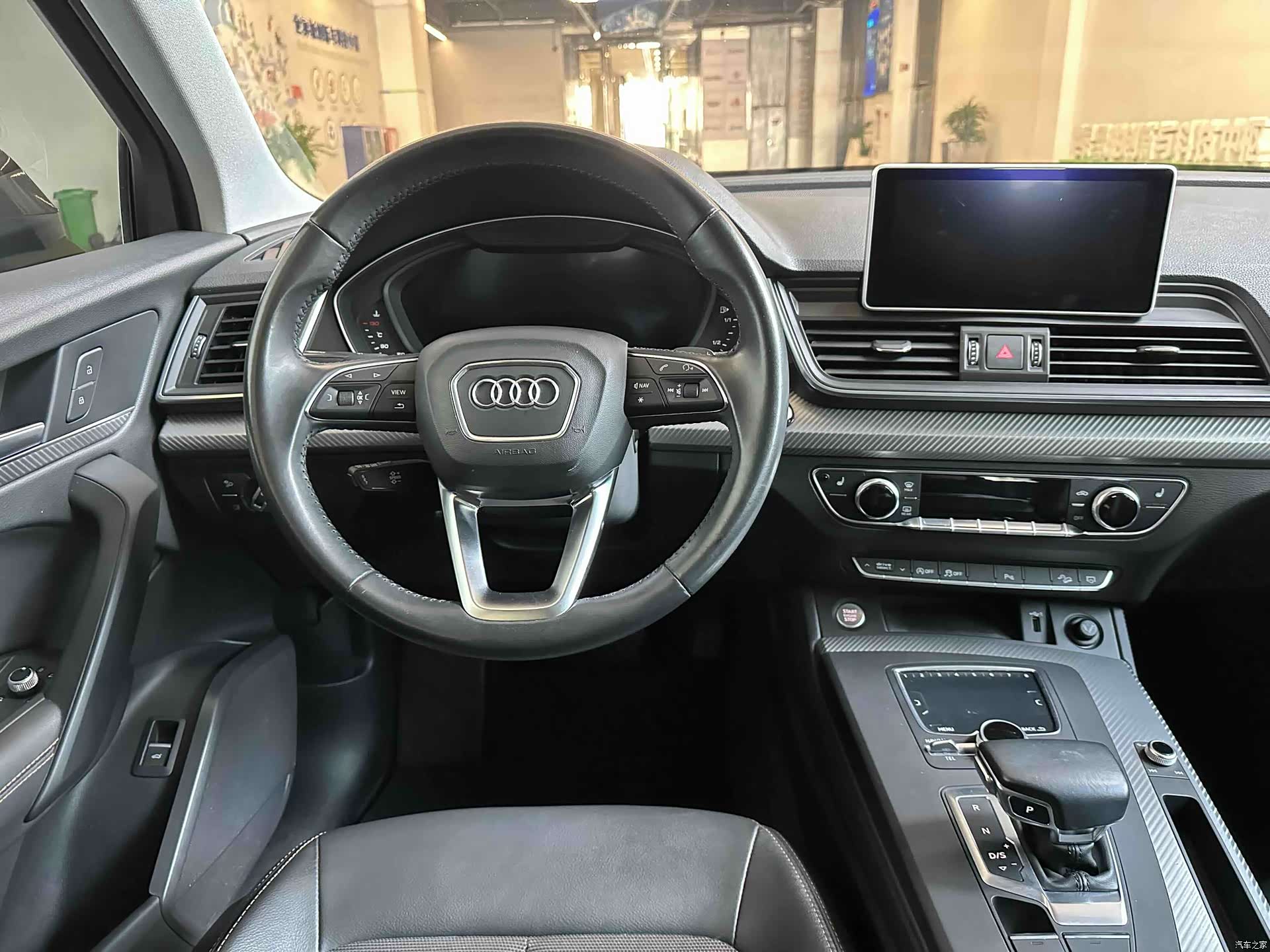 Audi Q5L, 2019 13