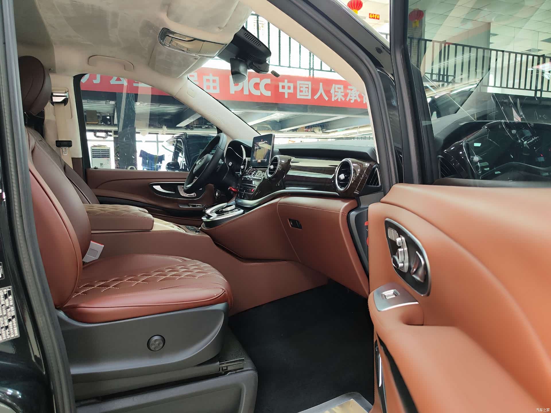 Mercedes-Benz V-Class, 2020 все фото