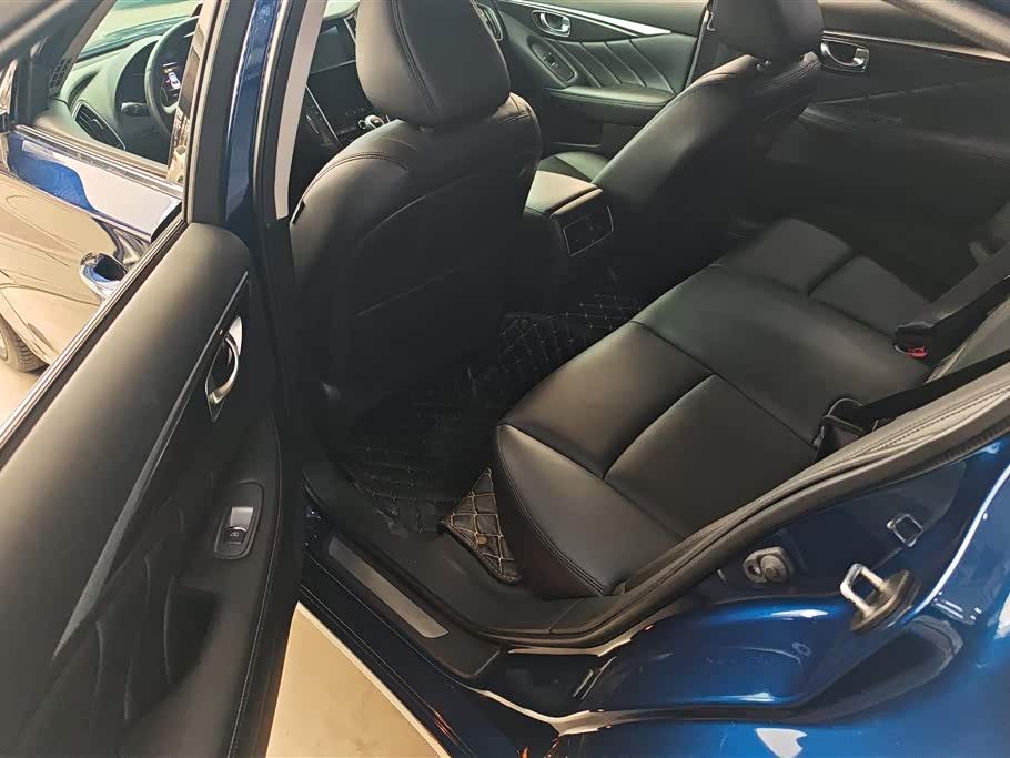 Infiniti Q50L Infiniti Q50L