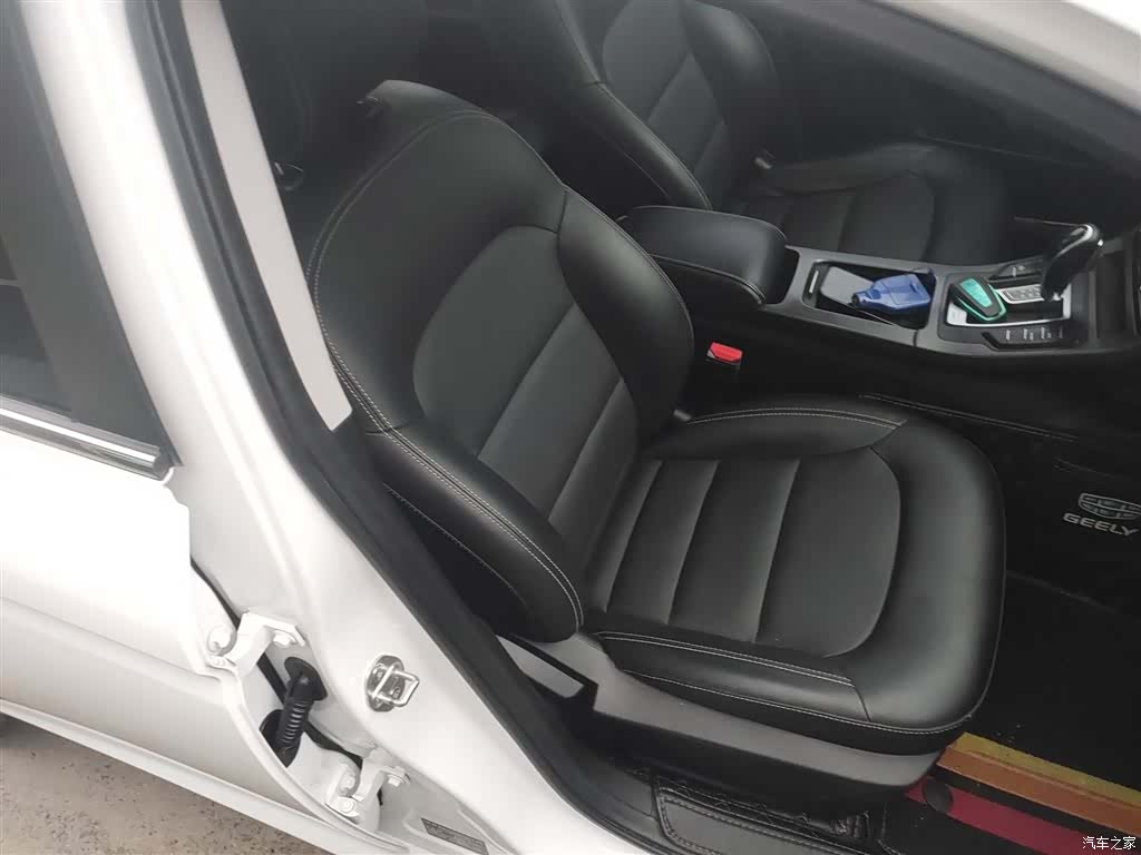 Geely Emgrand, 2021 20