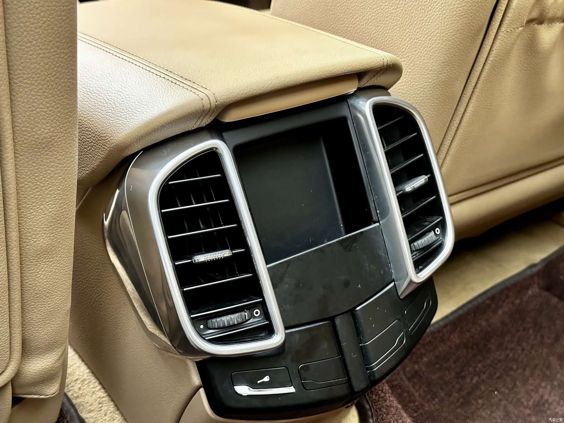 Porsche Cayenne, 2011 18