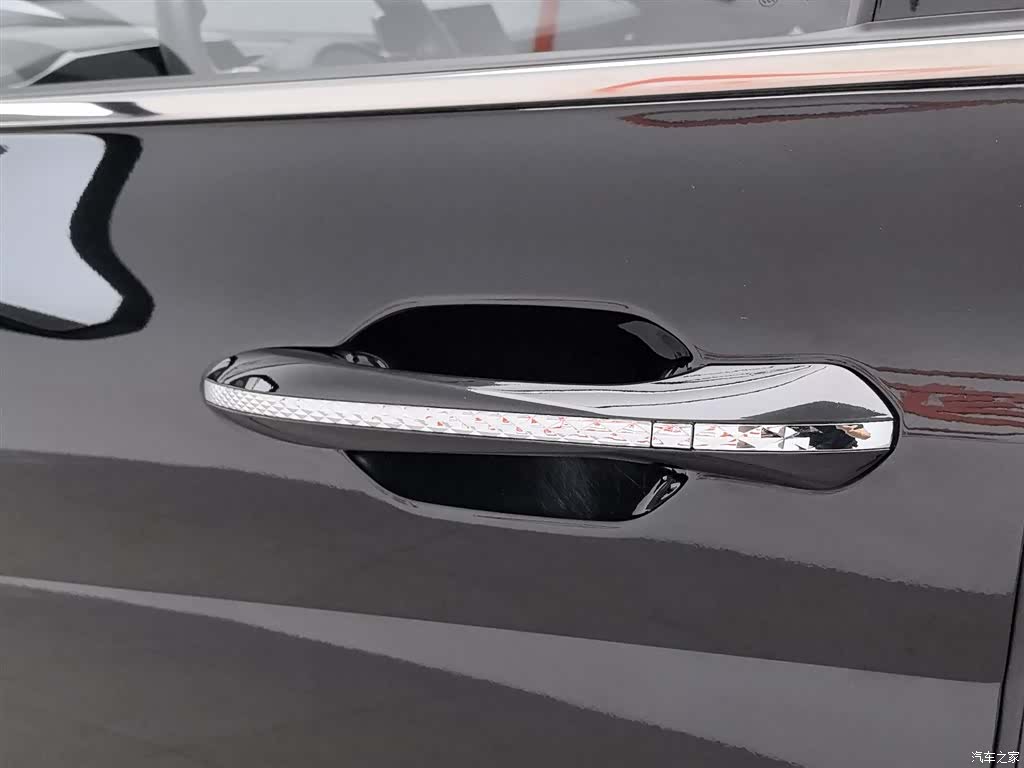 Hyundai Custo, 2024 18