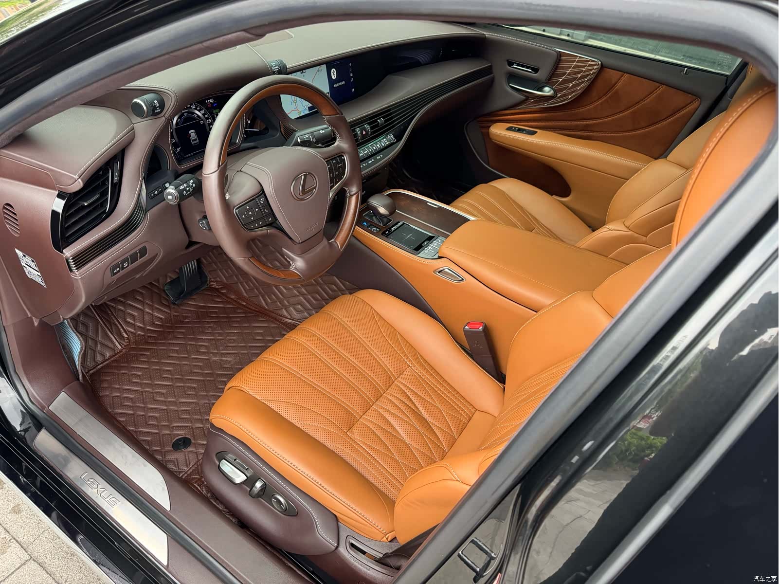 Lexus LS, 2019 15