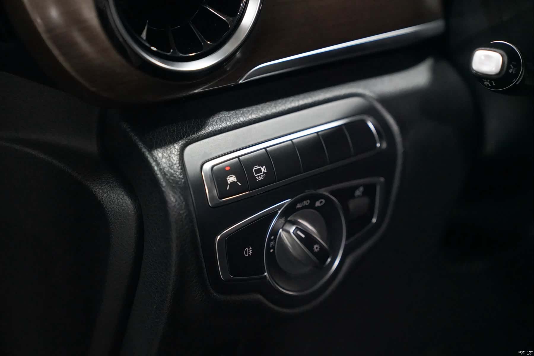 Mercedes-Benz V-Class, 2021 12