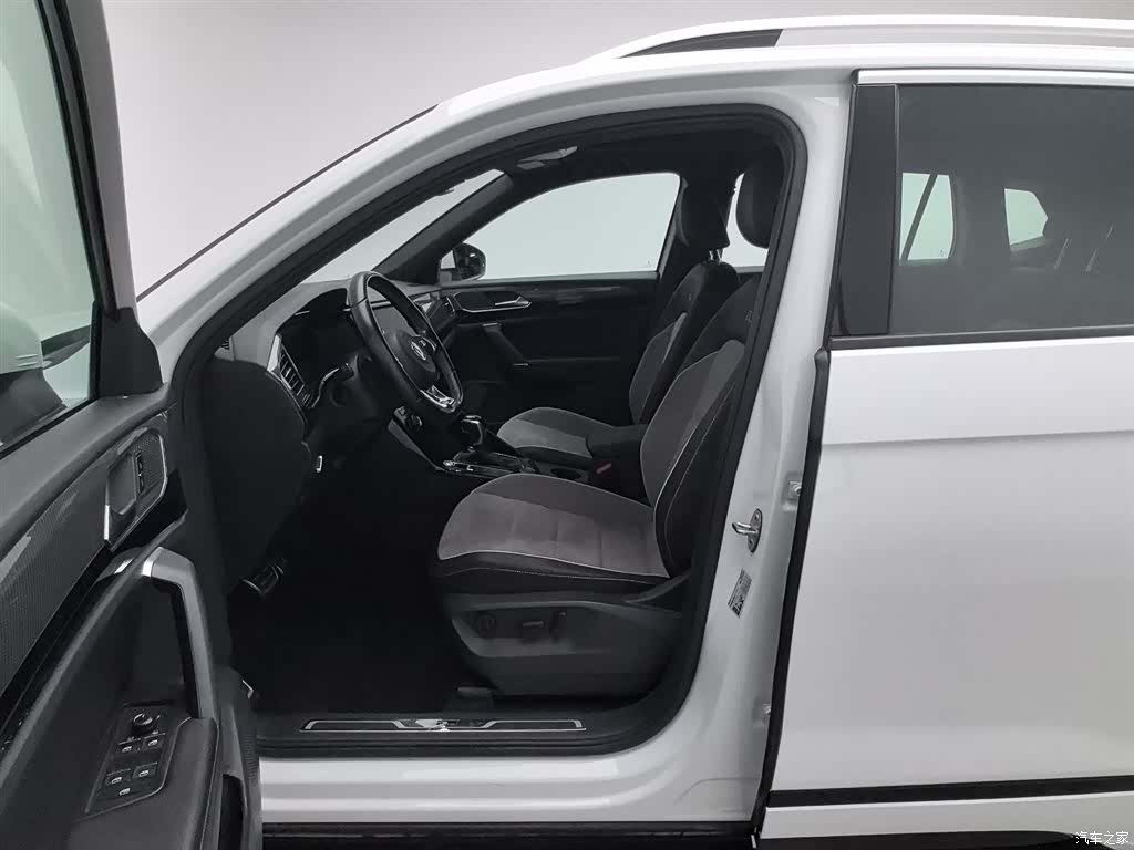 Volkswagen Tayron, 2020 10
