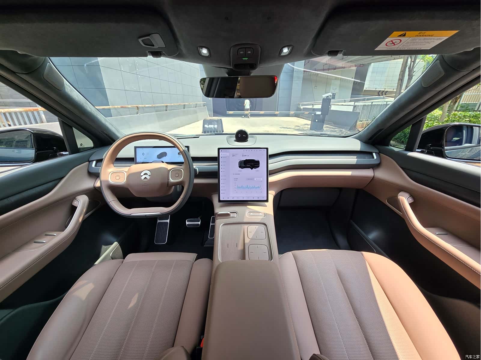 NIO ES8, 2025 13