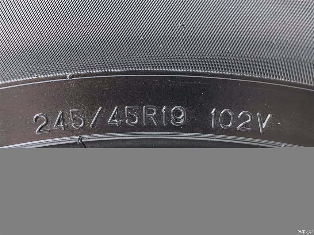 Audi A6L, 2020 24