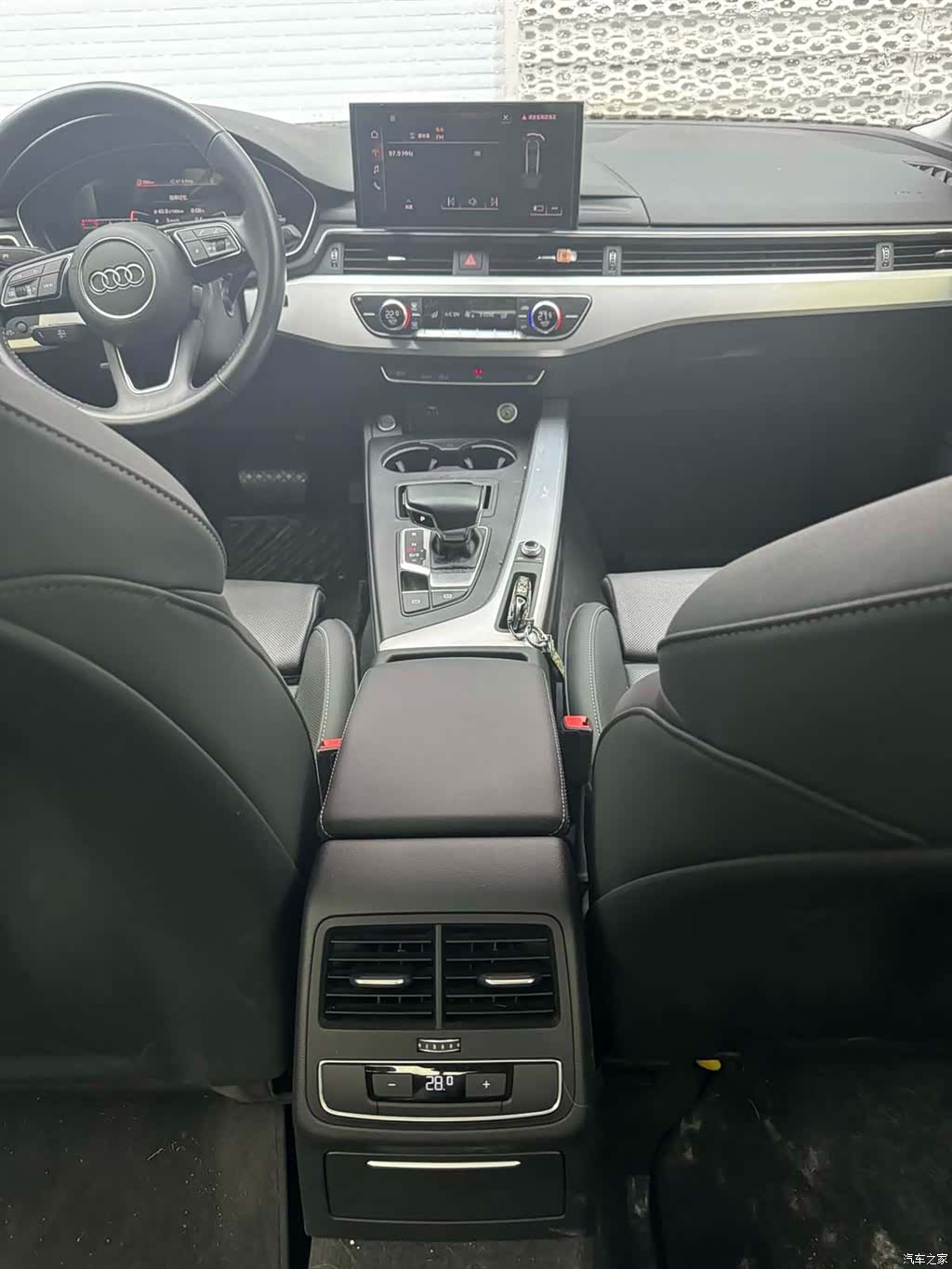 Audi A4L, 2020 13