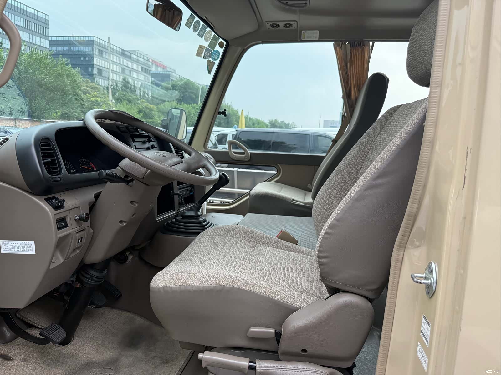Toyota Coaster, 2009 14