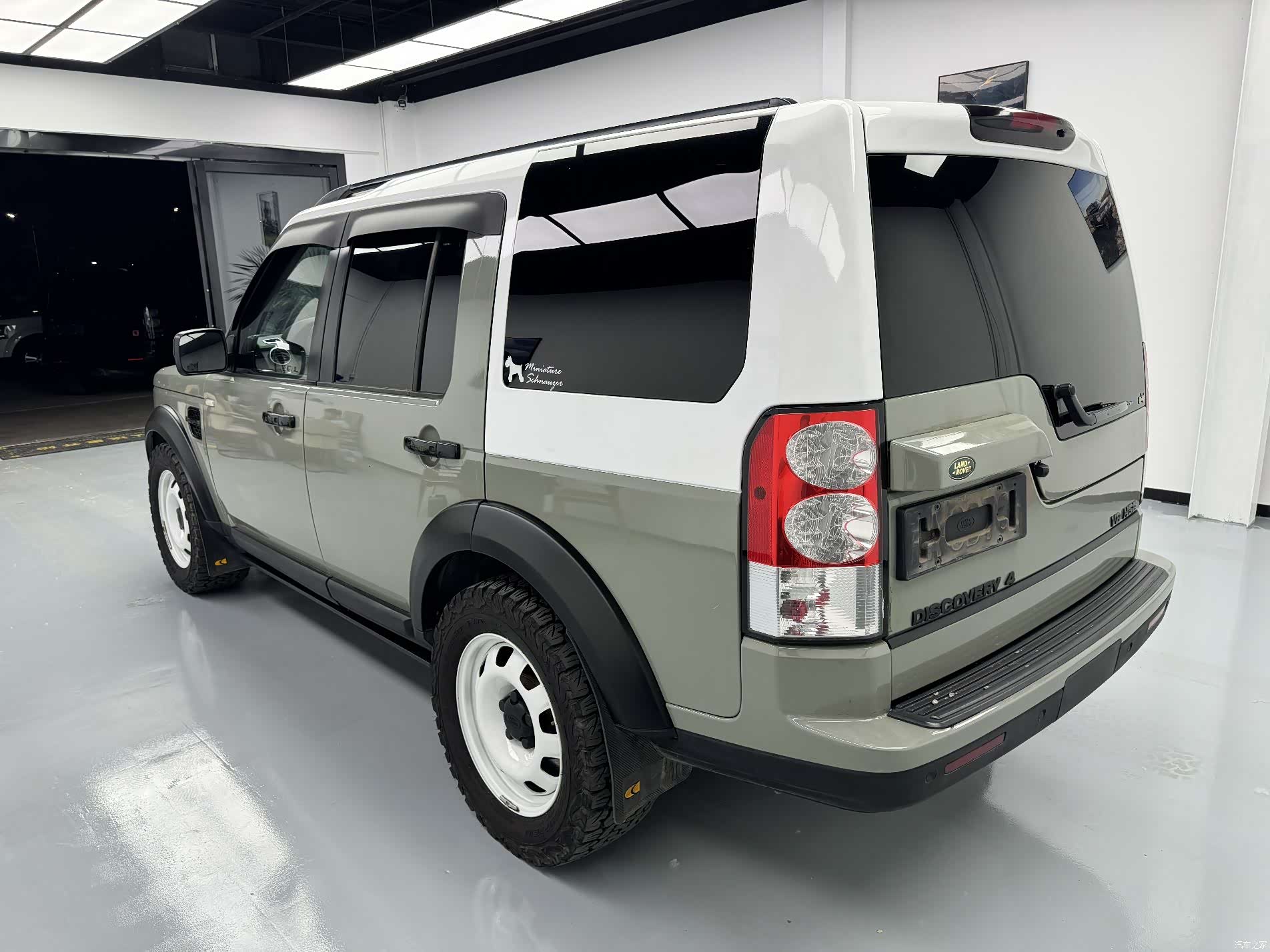 Land Rover Discovery, 2010 6
