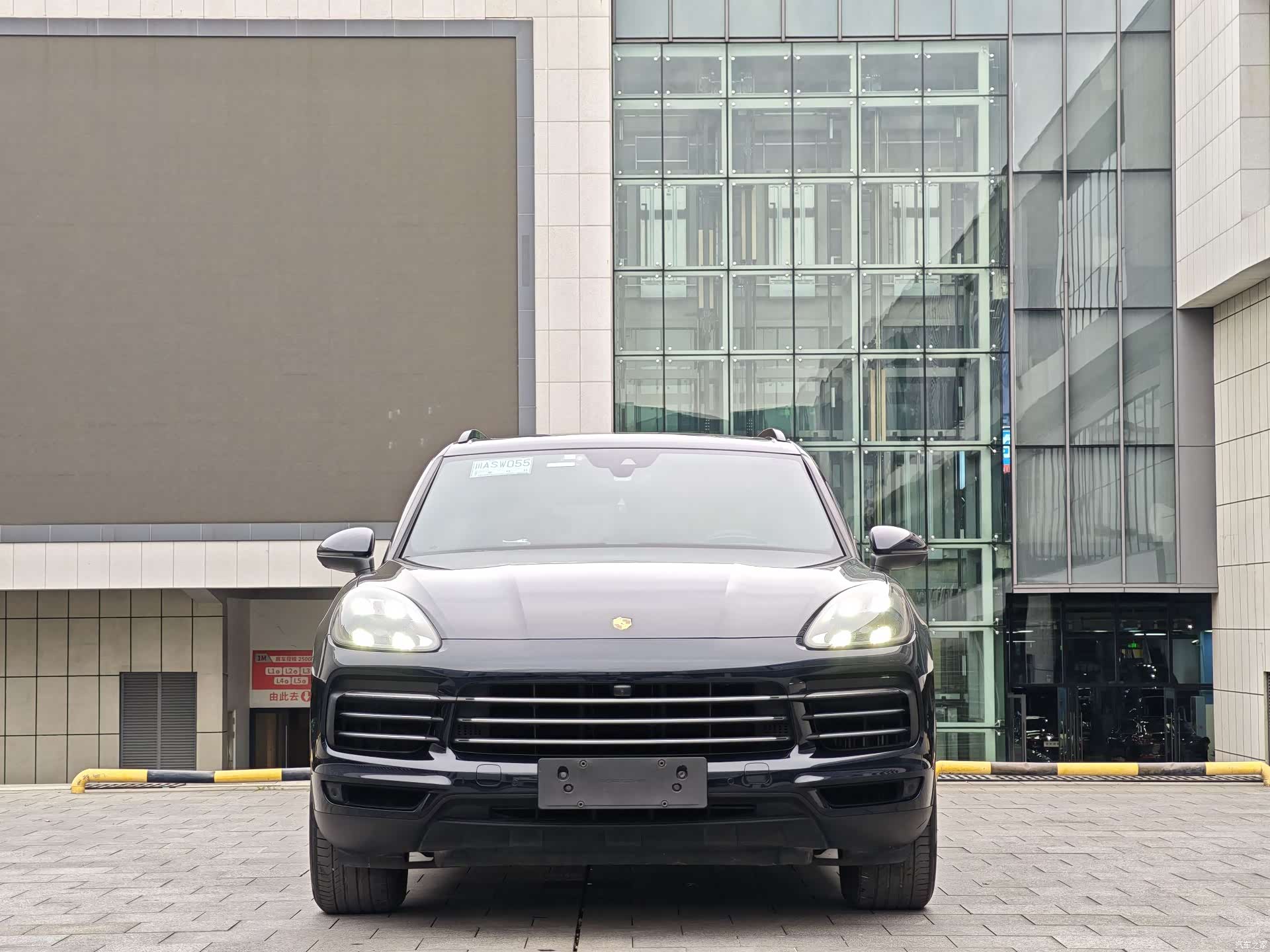 Porsche Cayenne, 2020 все фото